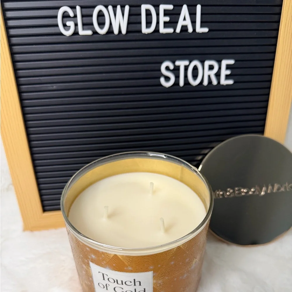 Bath & Body Works Touch of Gold Candle - Gold